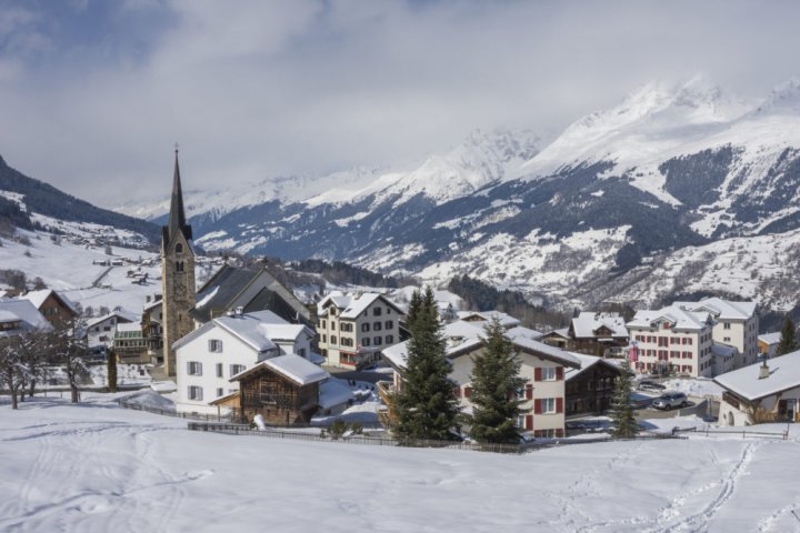 Obersaxen Mundaun Skinet